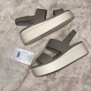 Crocs Brooklyn Low Wedge